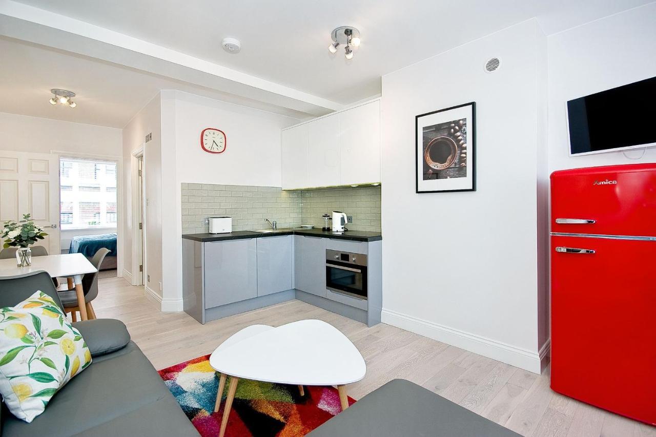 F4 Greek Street By City Living London Ngoại thất bức ảnh