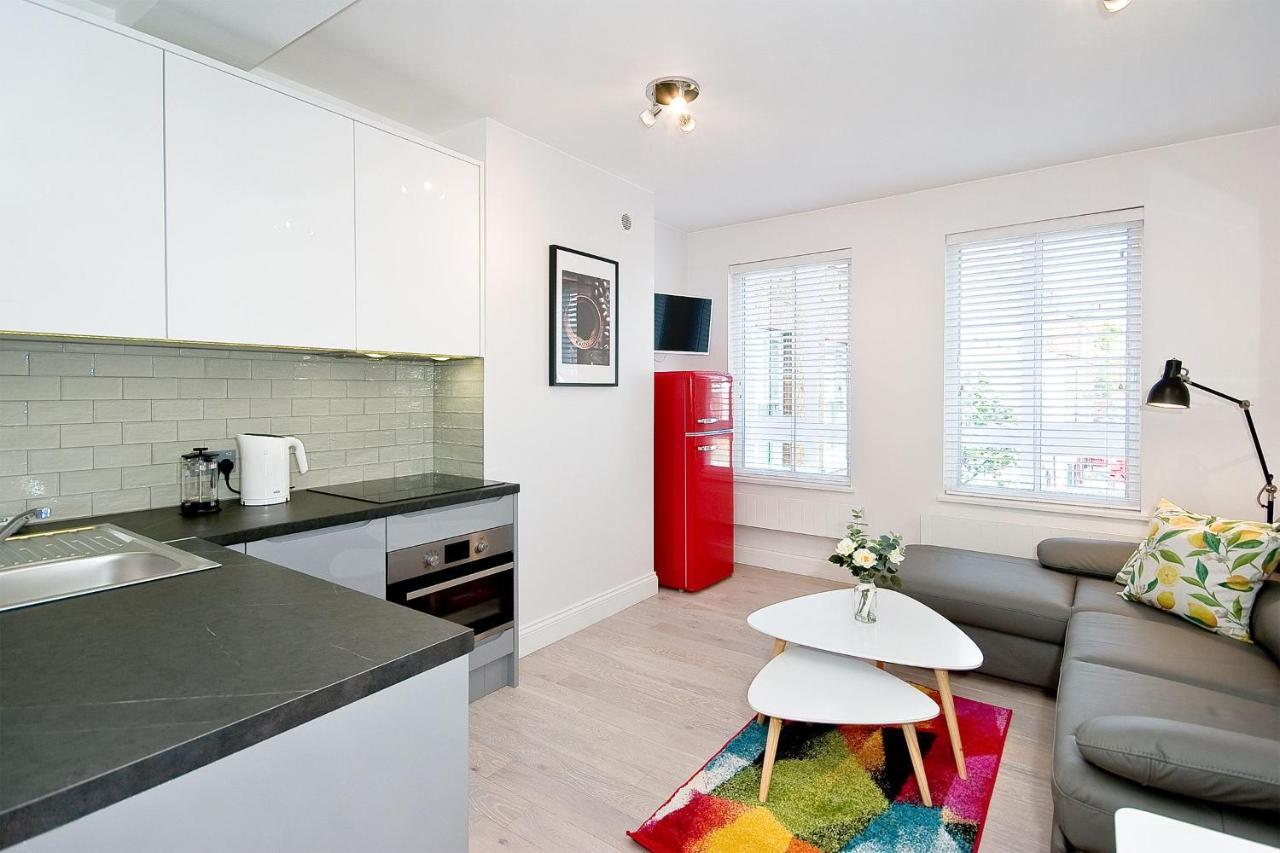 F4 Greek Street By City Living London Ngoại thất bức ảnh